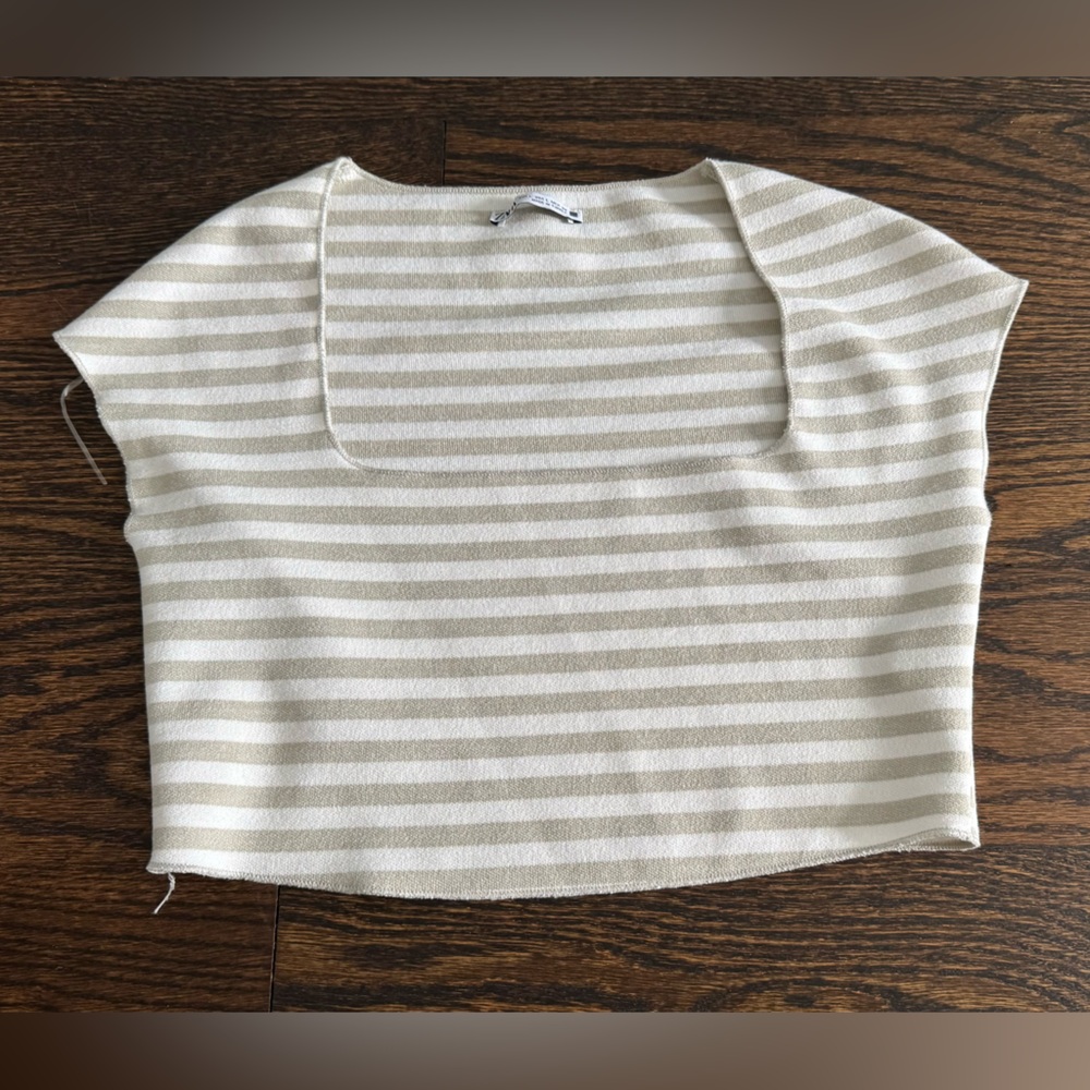 Size L green and white striped Zara cropped T-shirt
